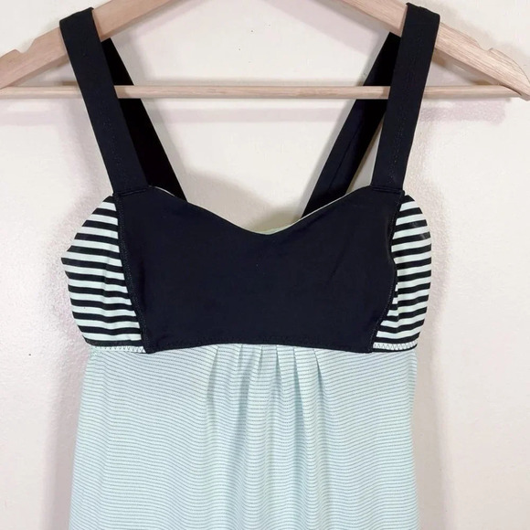 Lululemon Run: Back On Track Tank Mint Moment - Picture 4 of 14